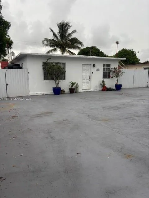 4 bedroom 2 bath Residential for sale at 832 E 20th St, Hialeah FL 33013