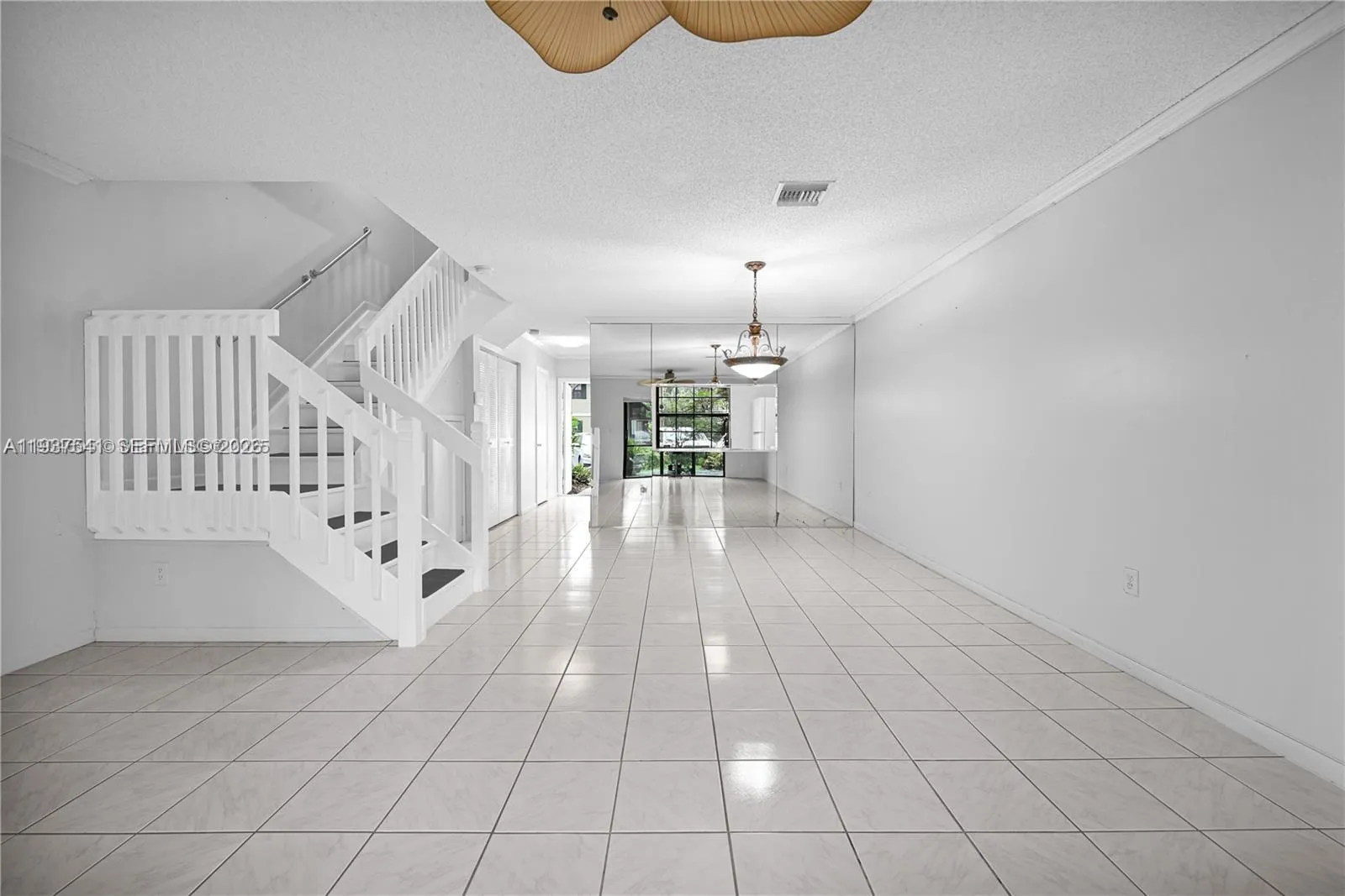 502 Westree Ln, Plantation FL 33324