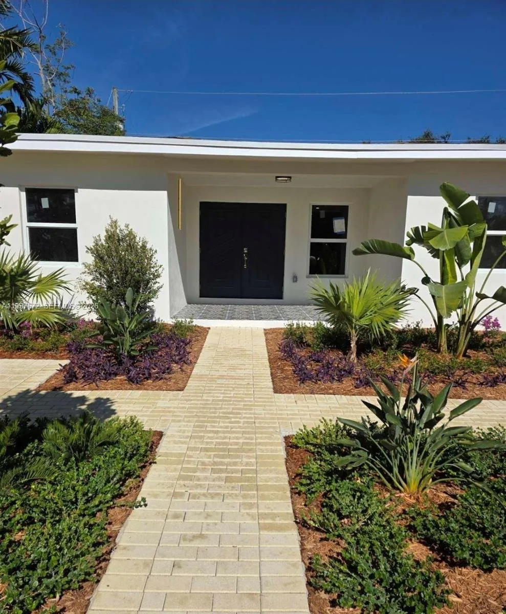 4 bedroom 3 bath for sale at 2315 NW 3rd St, Miami FL 33125