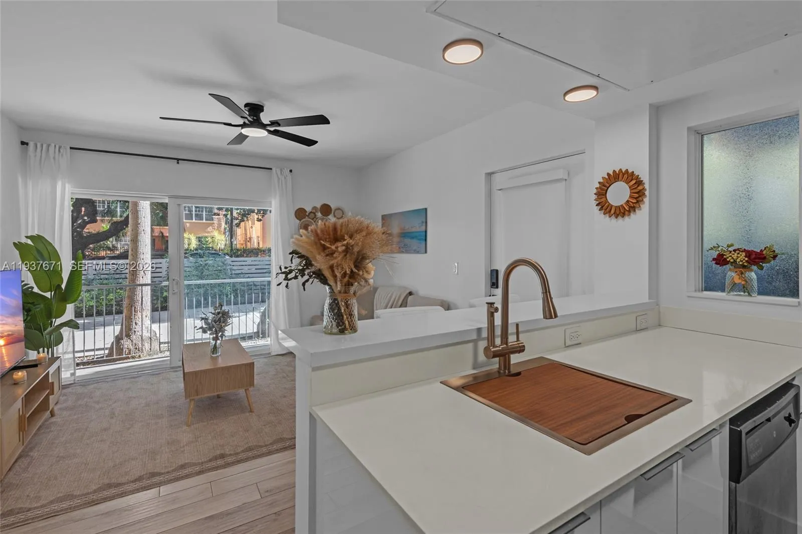 2 bedroom 2 bath for sale at 740 Meridian Ave # 11, Miami Beach FL 33139