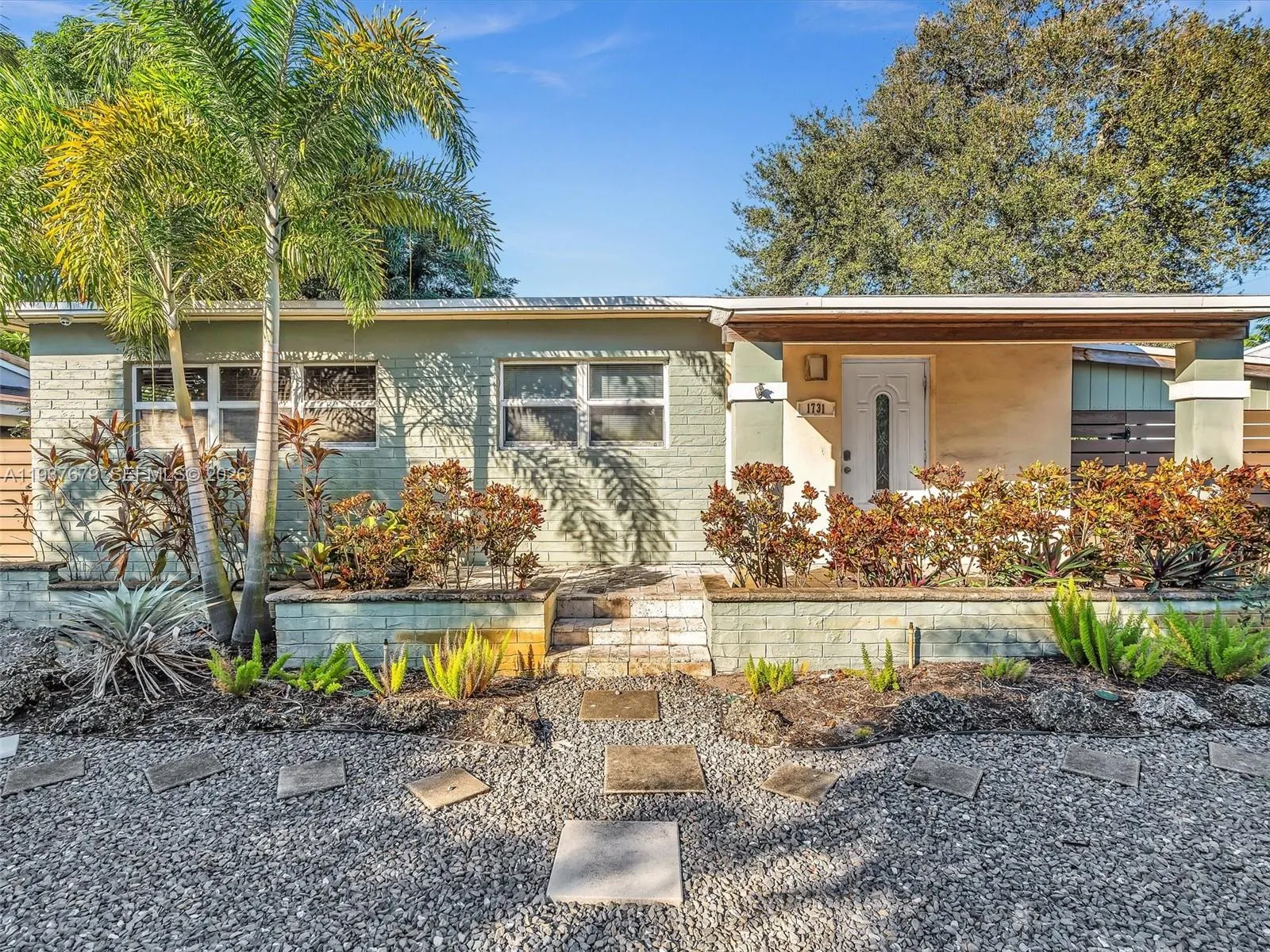 731 NW 7th Ter, Fort Lauderdale FL 33311