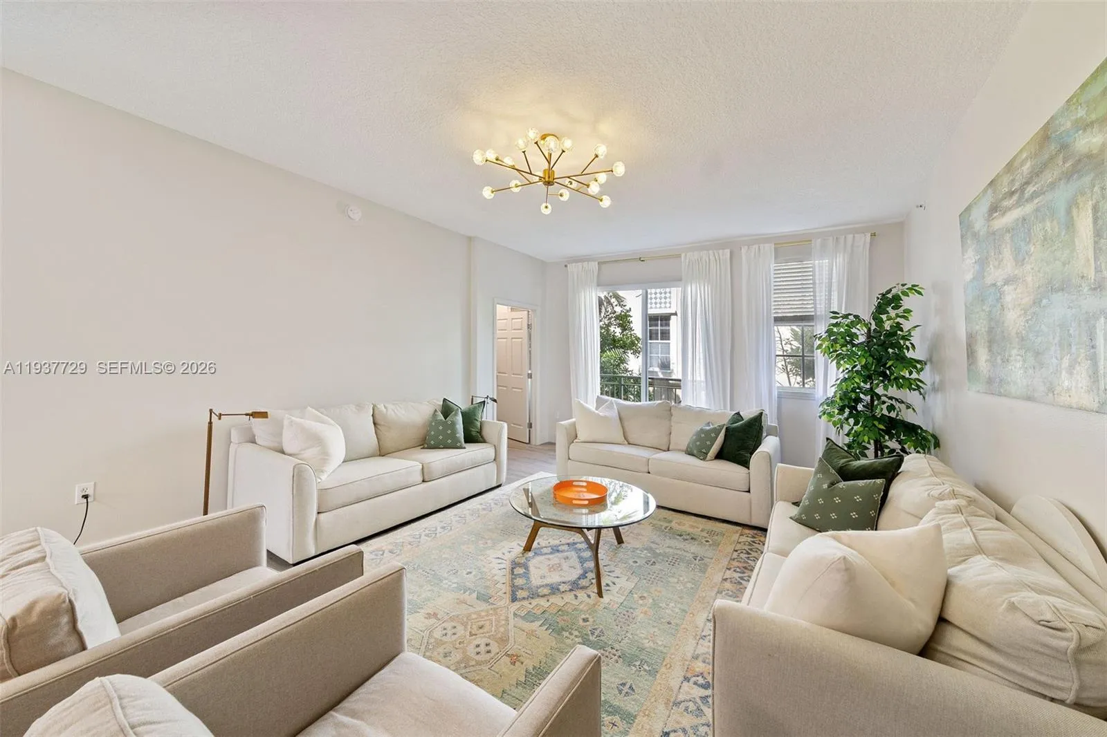 2067 S Ocean Dr, Hallandale Beach FL 33009