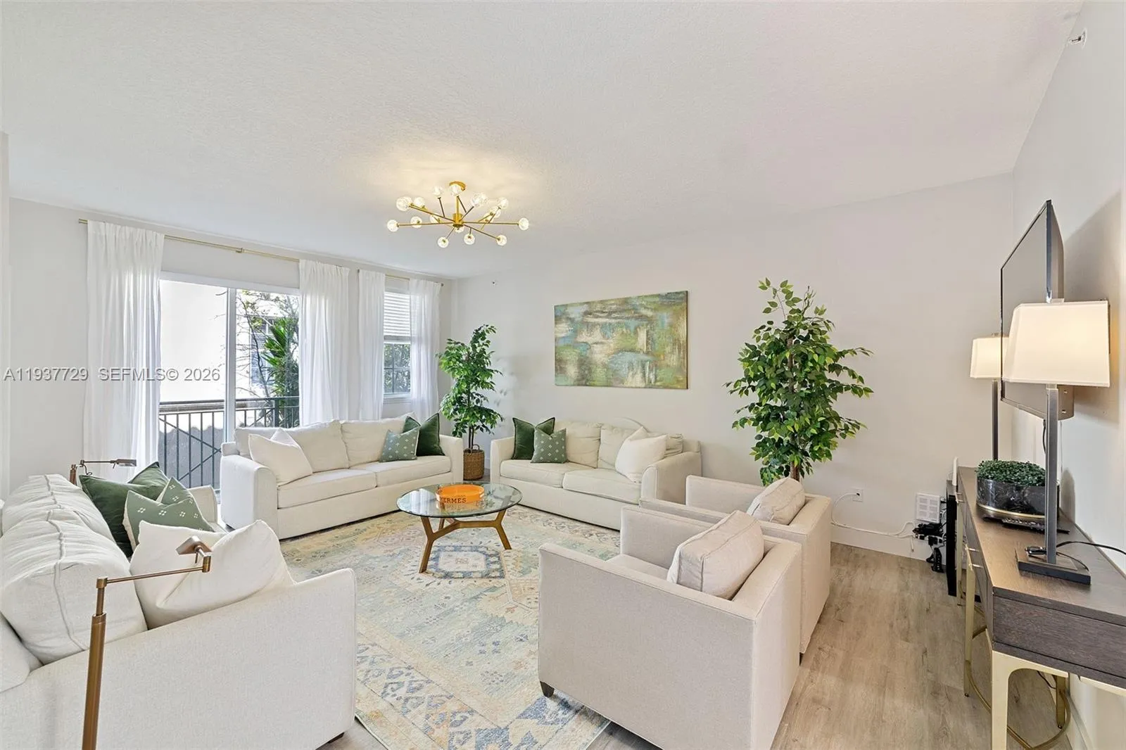 2067 S Ocean Dr, Hallandale Beach FL 33009