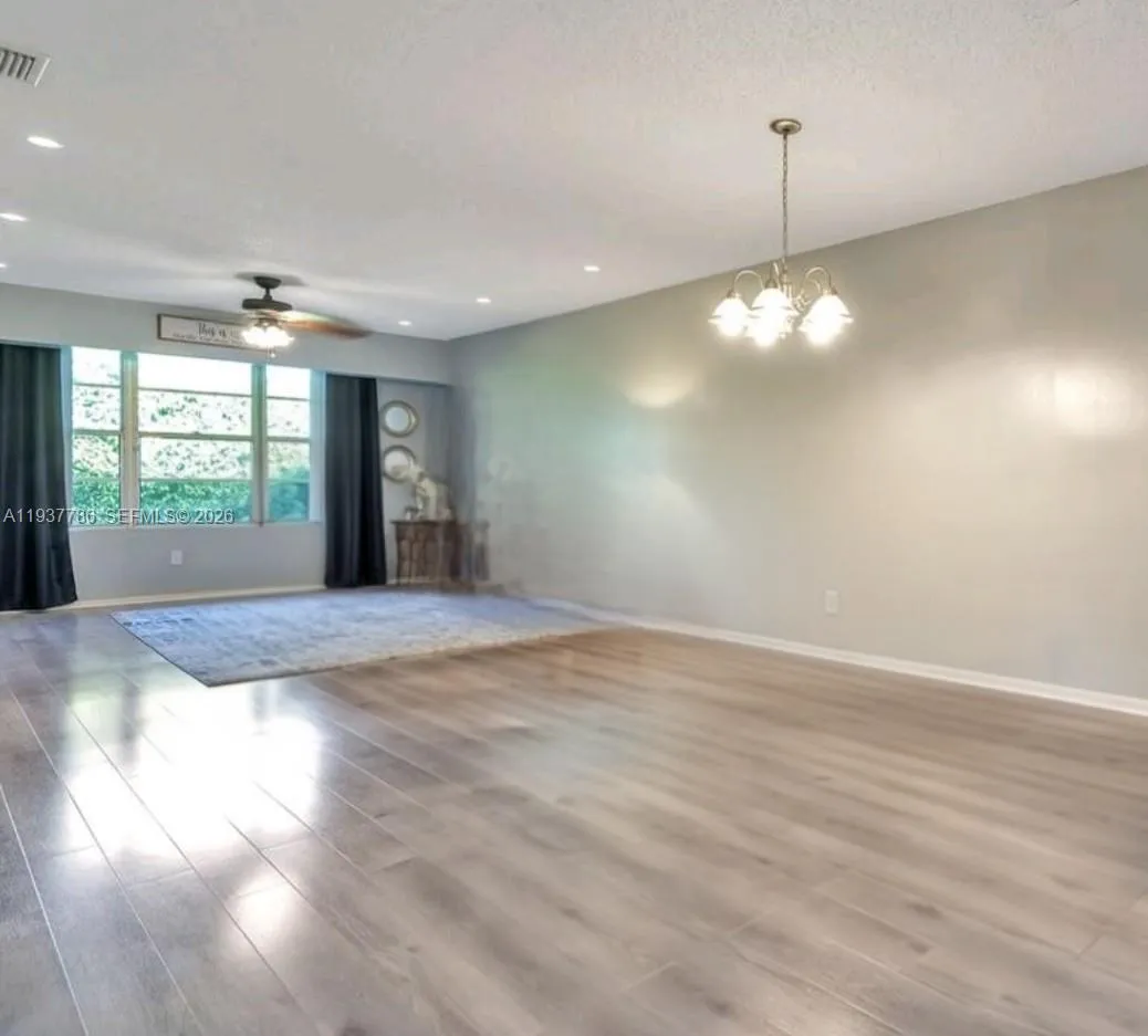 842 Banks Rd, Coconut Creek FL 33063