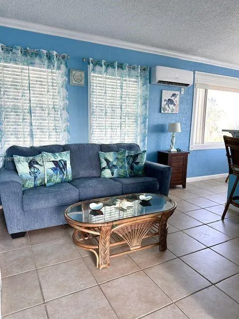 3401 NE 10th St, Pompano Beach FL 33062