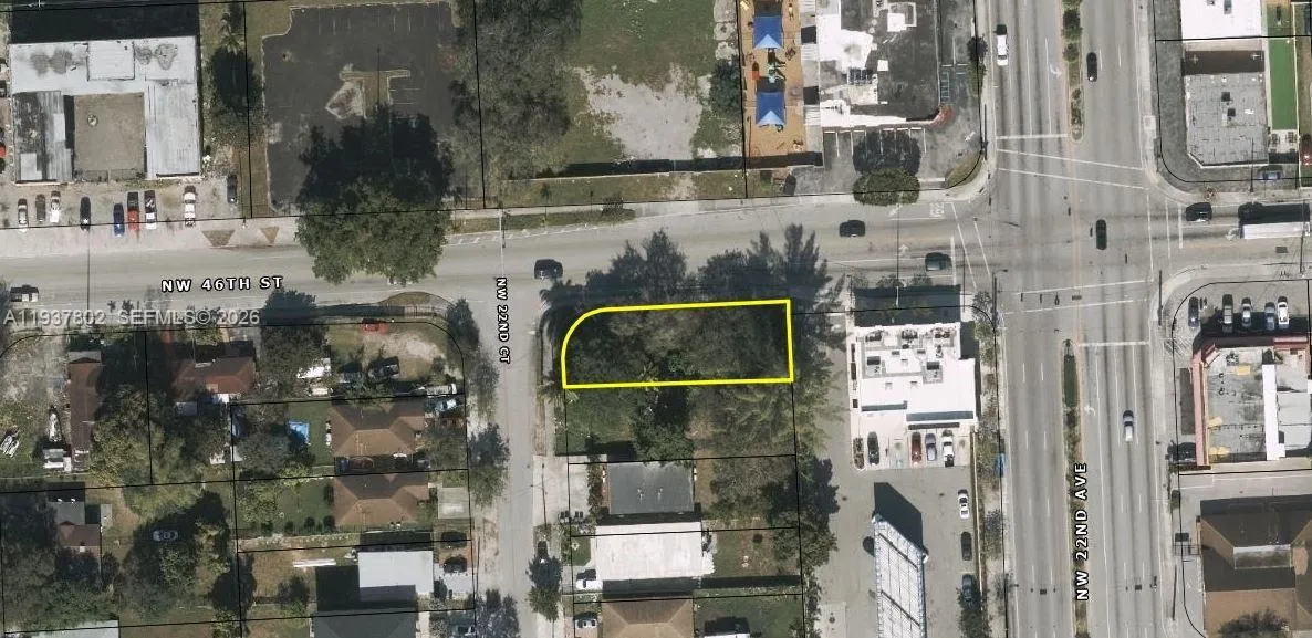 2226 NW 46th St, Miami FL 33142