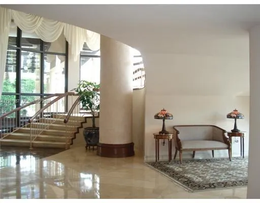 10185 Collins Ave, Bal Harbour FL 33154