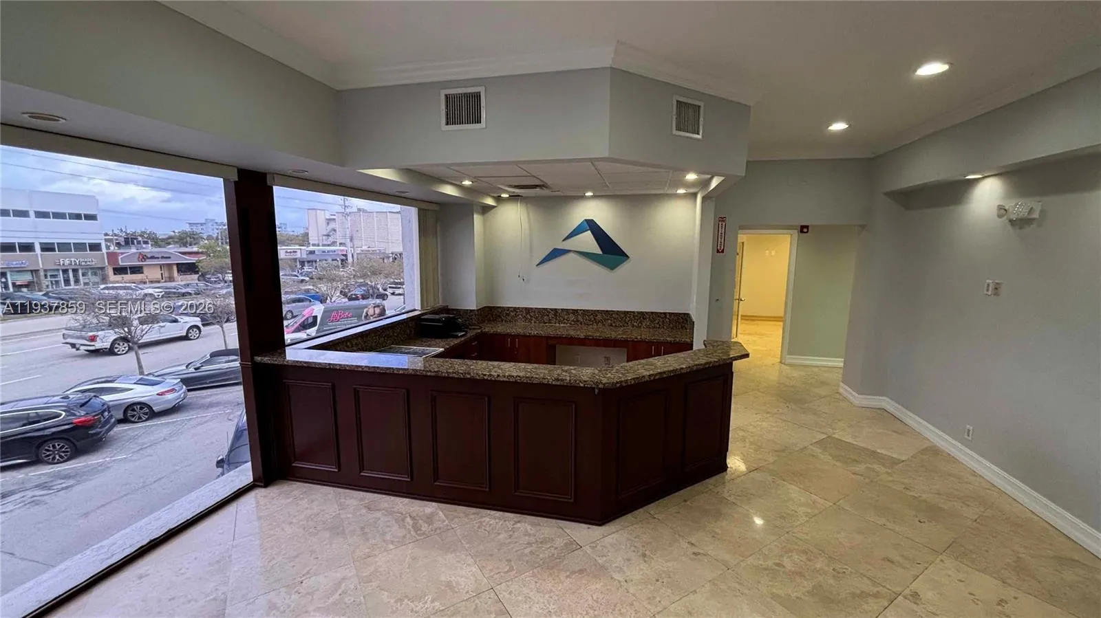 for sale at 2740 E Oakland Park Blvd # 205, Fort Lauderdale FL 33306