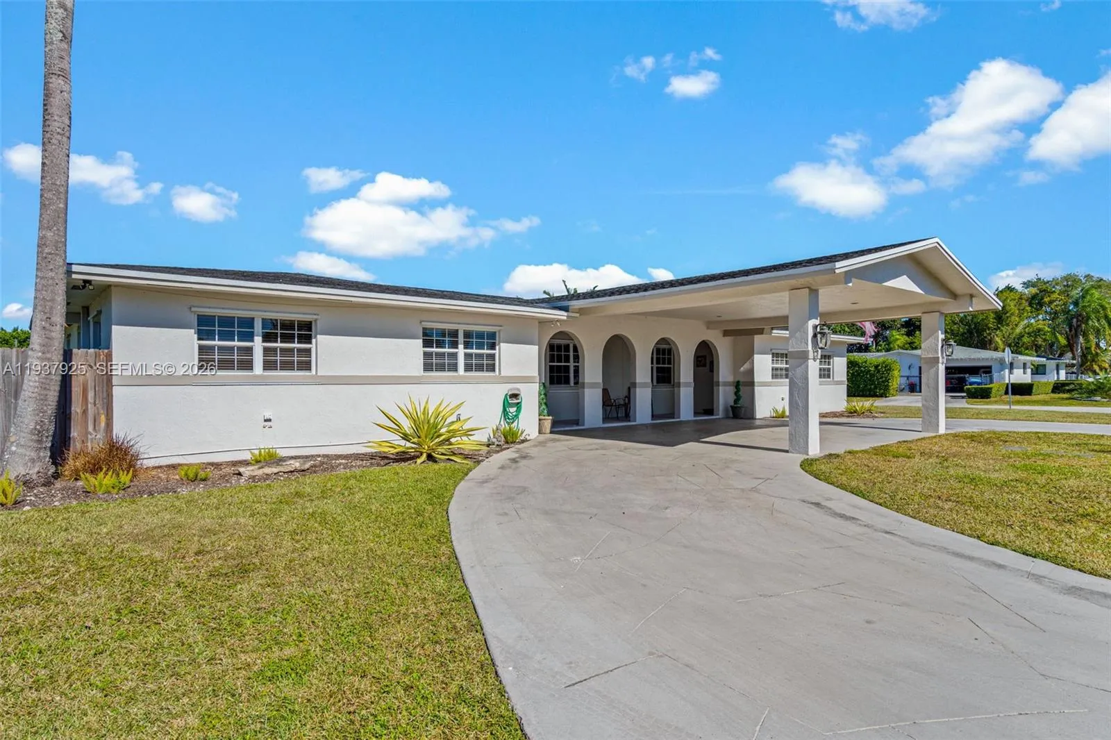 12805 SW 193rd Ter, Miami FL 33177