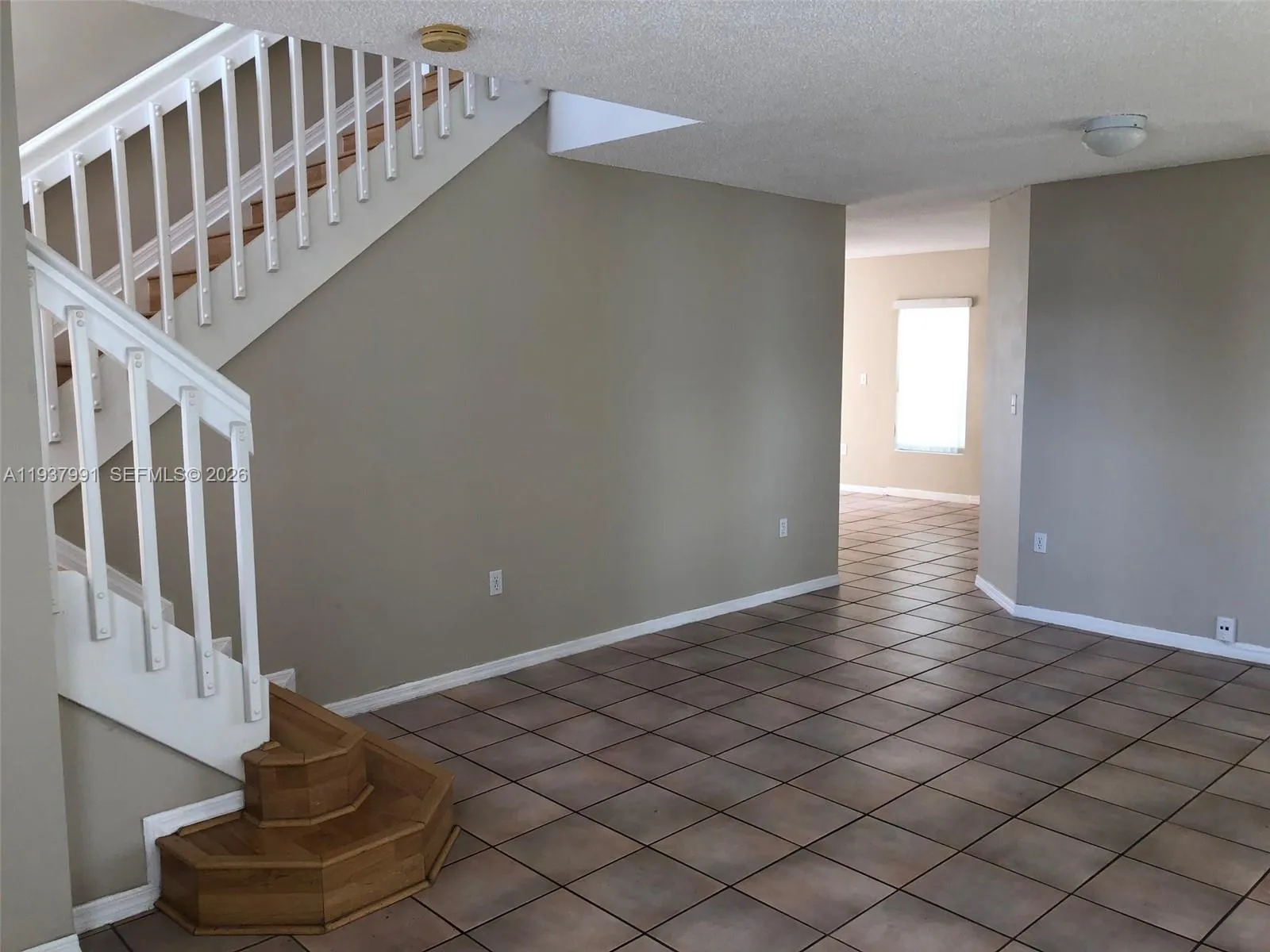 11274 SW 64 LN, Miami FL 33173