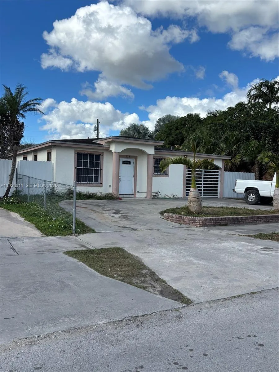 514 NW 7th Ave, Homestead FL 33030