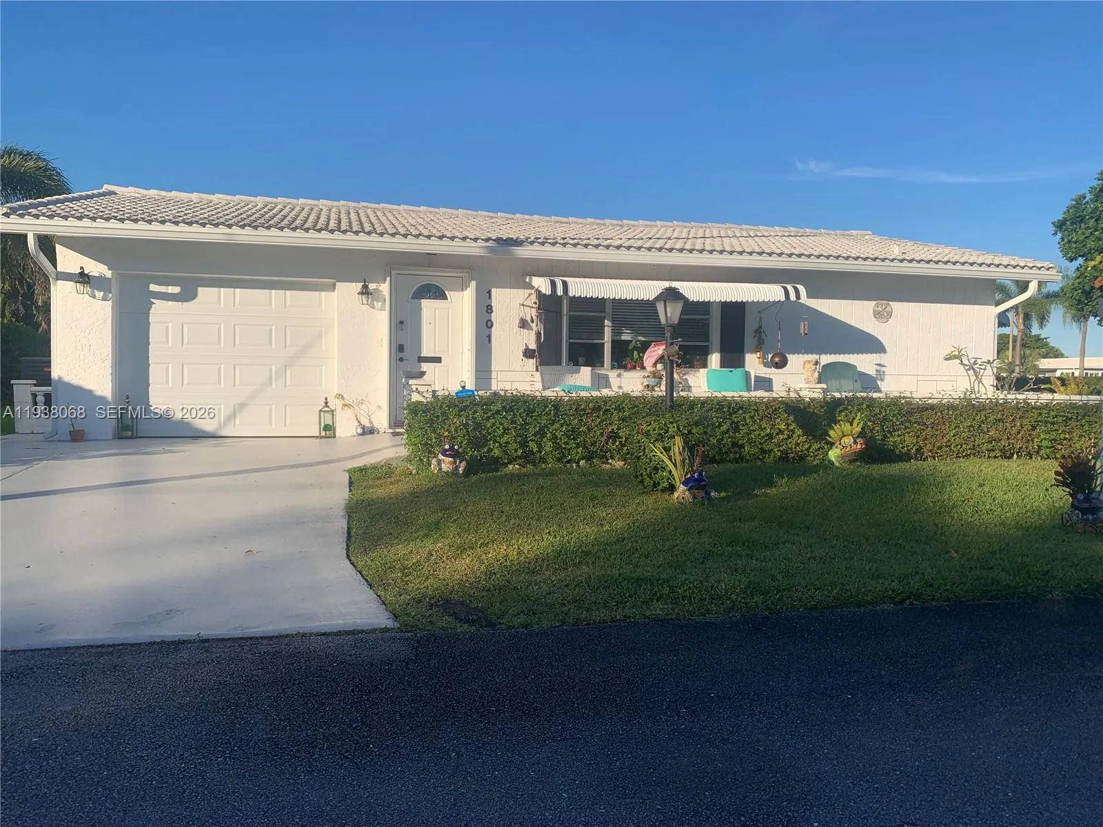 3 bedroom 2 bath for sale at 1801 SW 22nd Way, Boynton Beach FL 33426