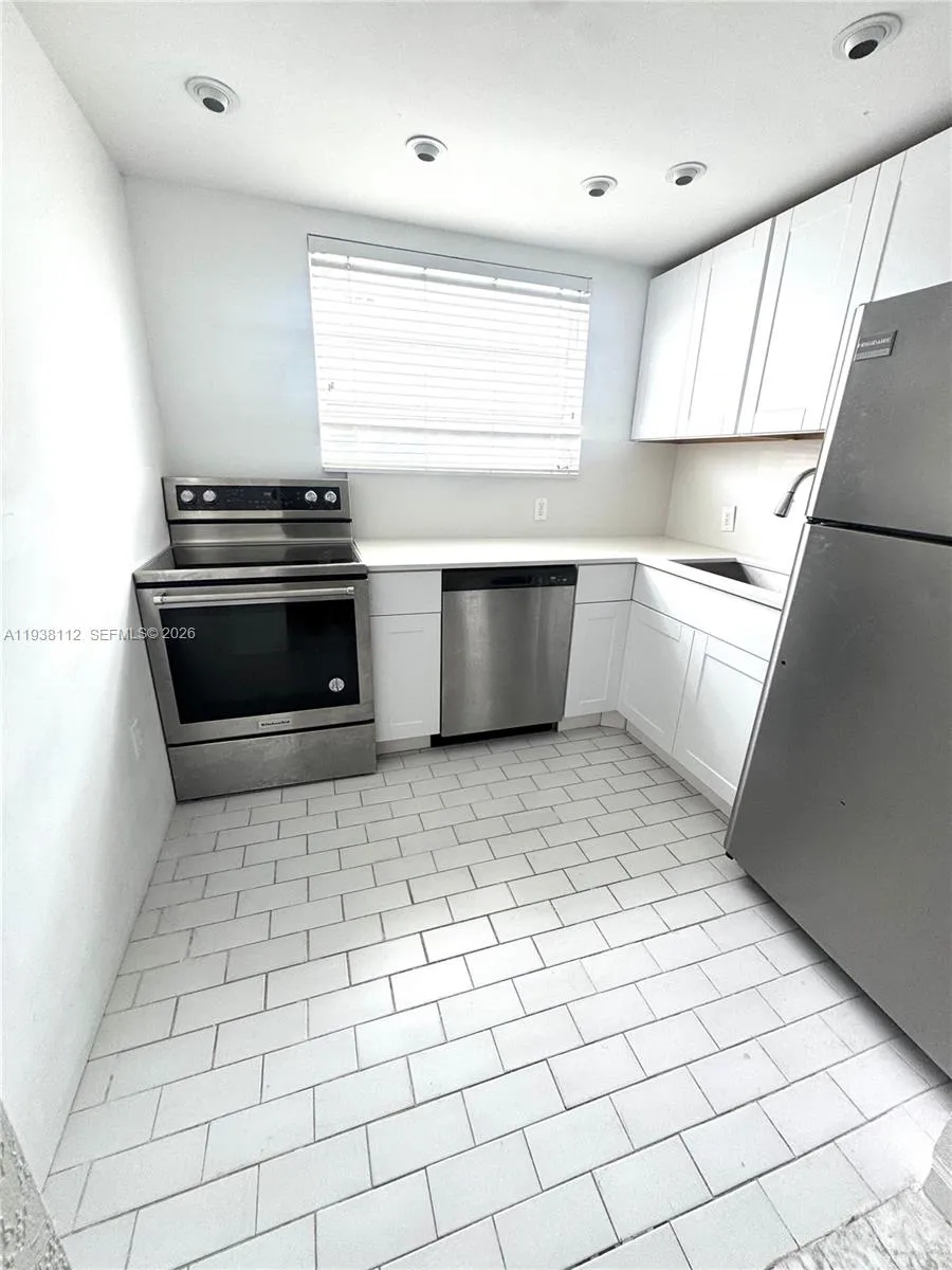 1211 Pennsylvania Ave # E2, Miami Beach FL 33139