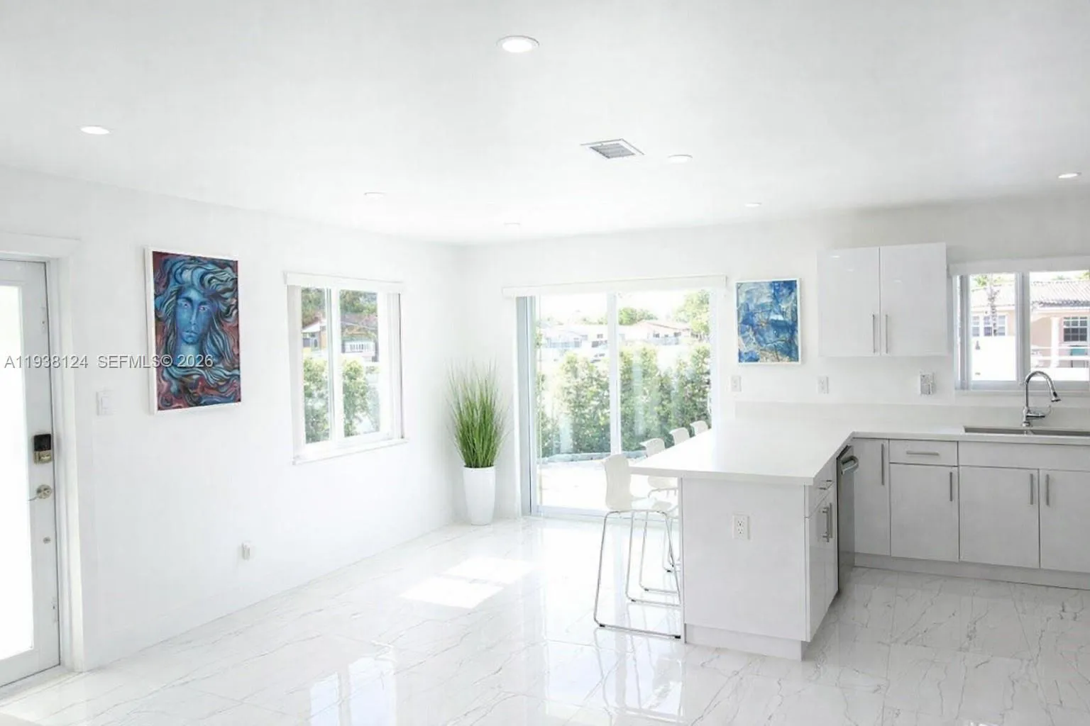 798 W 31st St, Hialeah FL 33012