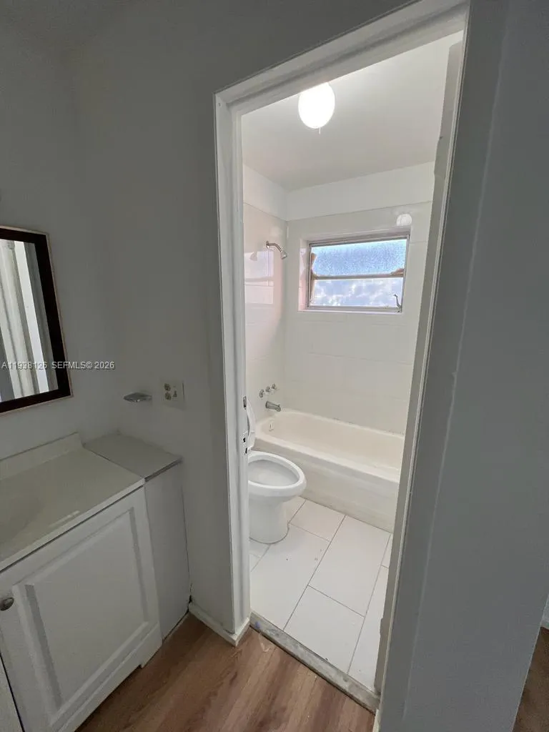 20520 NW 15th Ave # 221, Miami Gardens FL 33169
