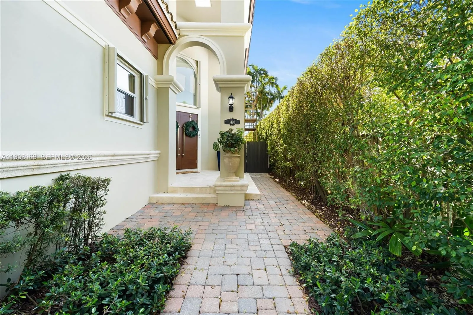 1490 Cleveland Rd, Miami Beach FL 33141