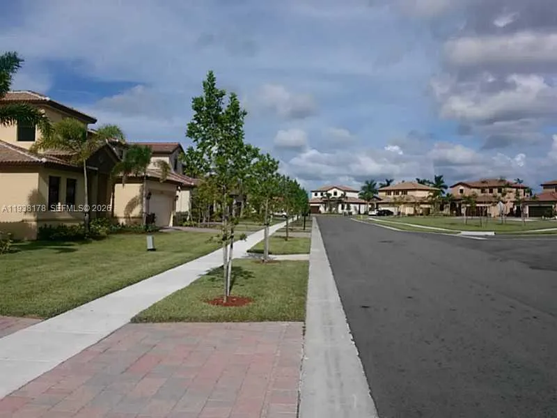 191 SE 35 TH AV., Homestead FL 33033