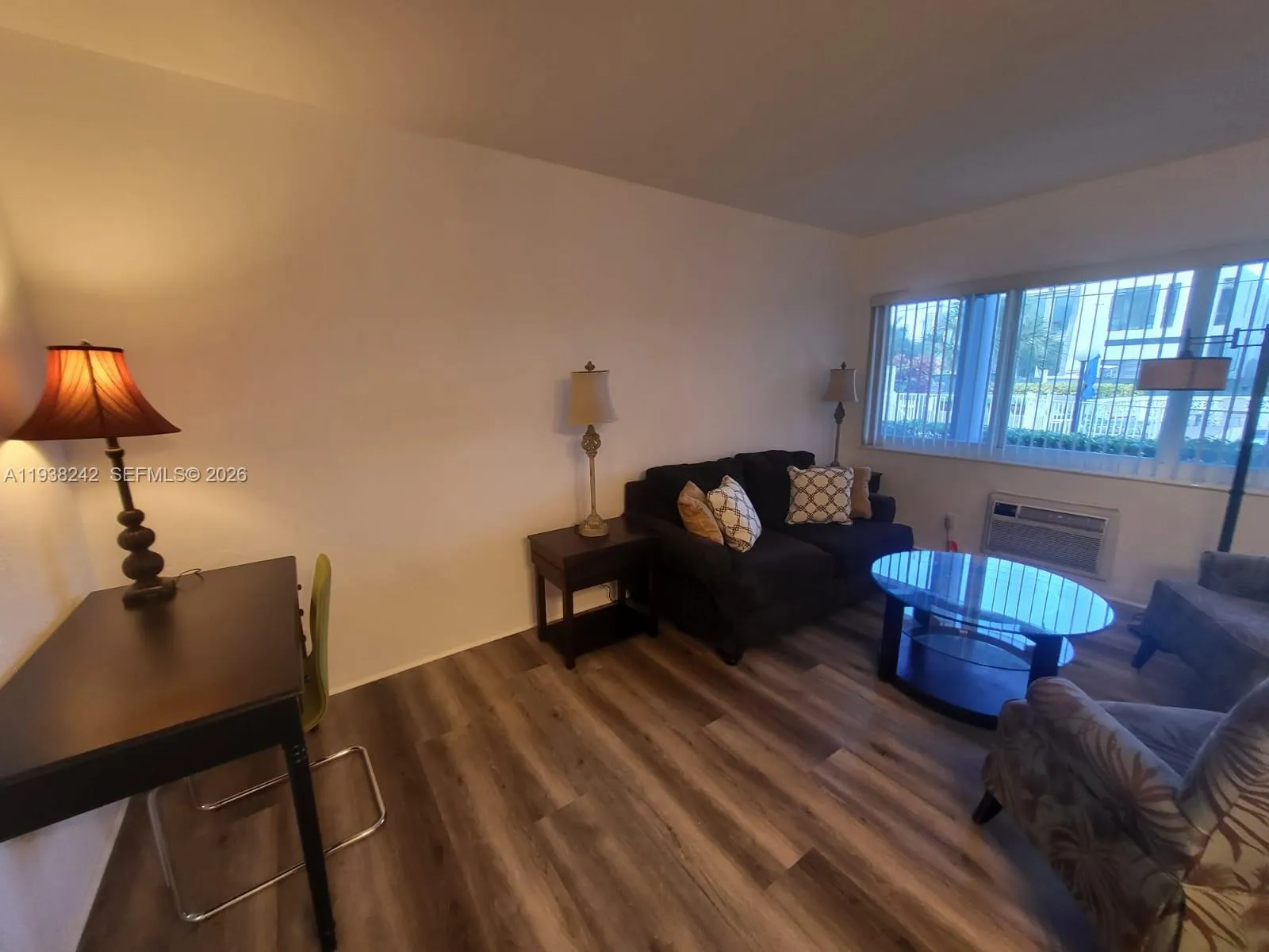 600 Layne Blvd # 216, Hallandale Beach FL 33009