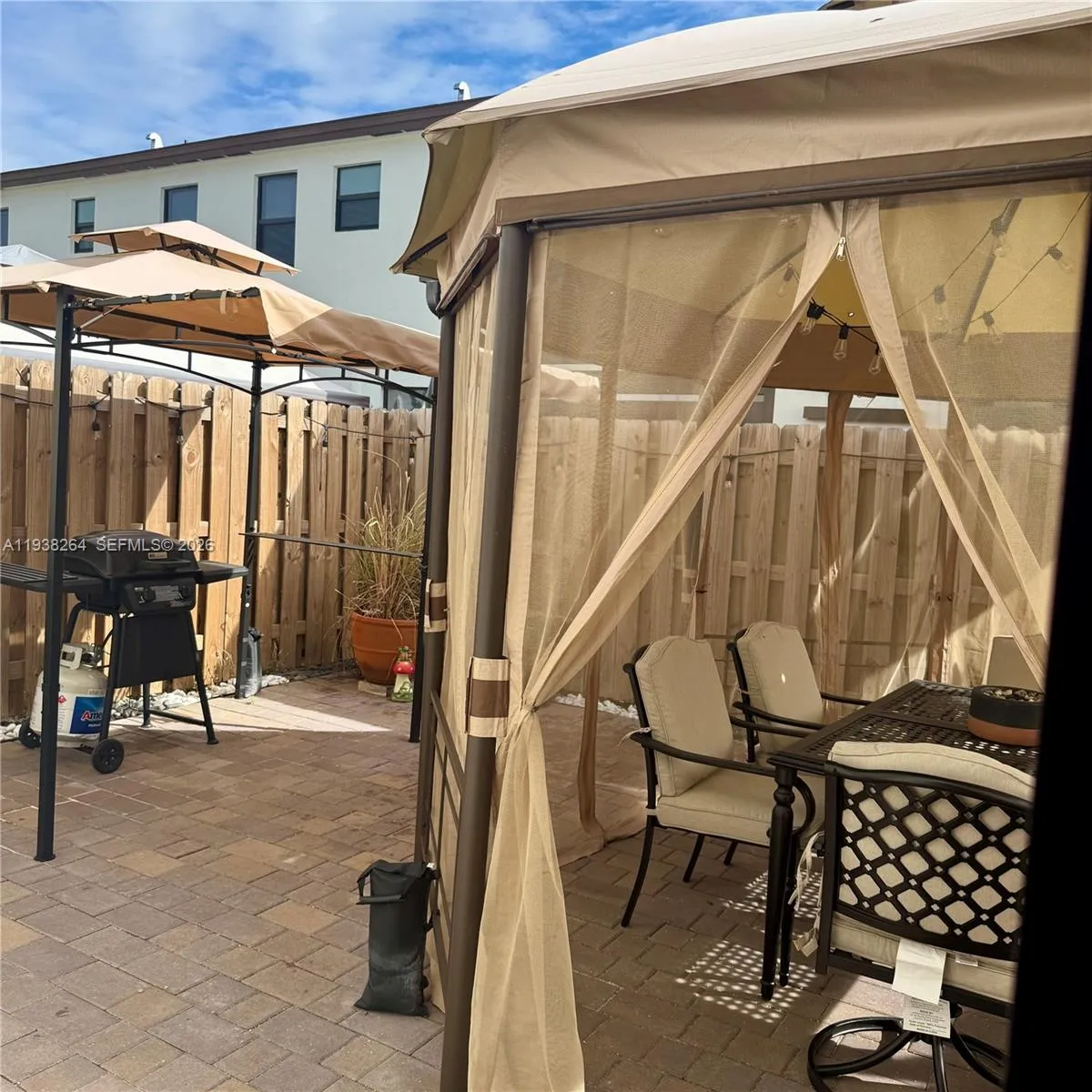 4 bedroom 2 bath for sale at 23049 SW 129th Pl, Miami FL 33170