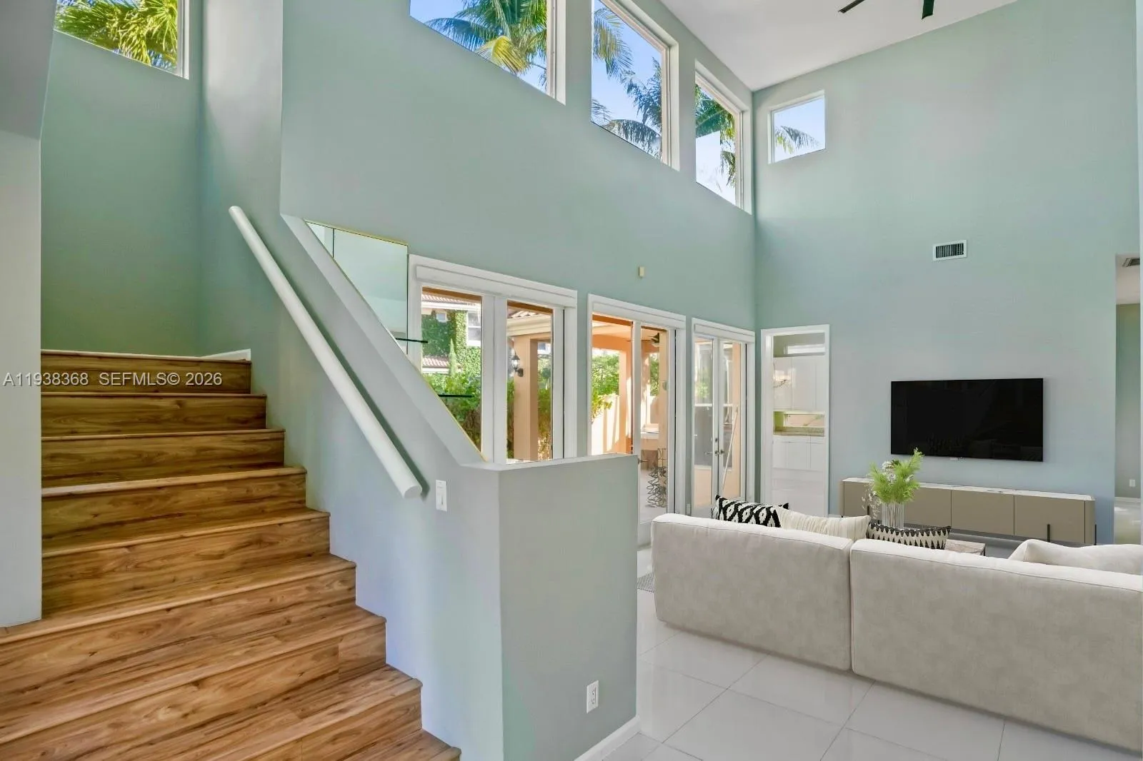 3728 NE 208th Ter, Aventura FL 33180