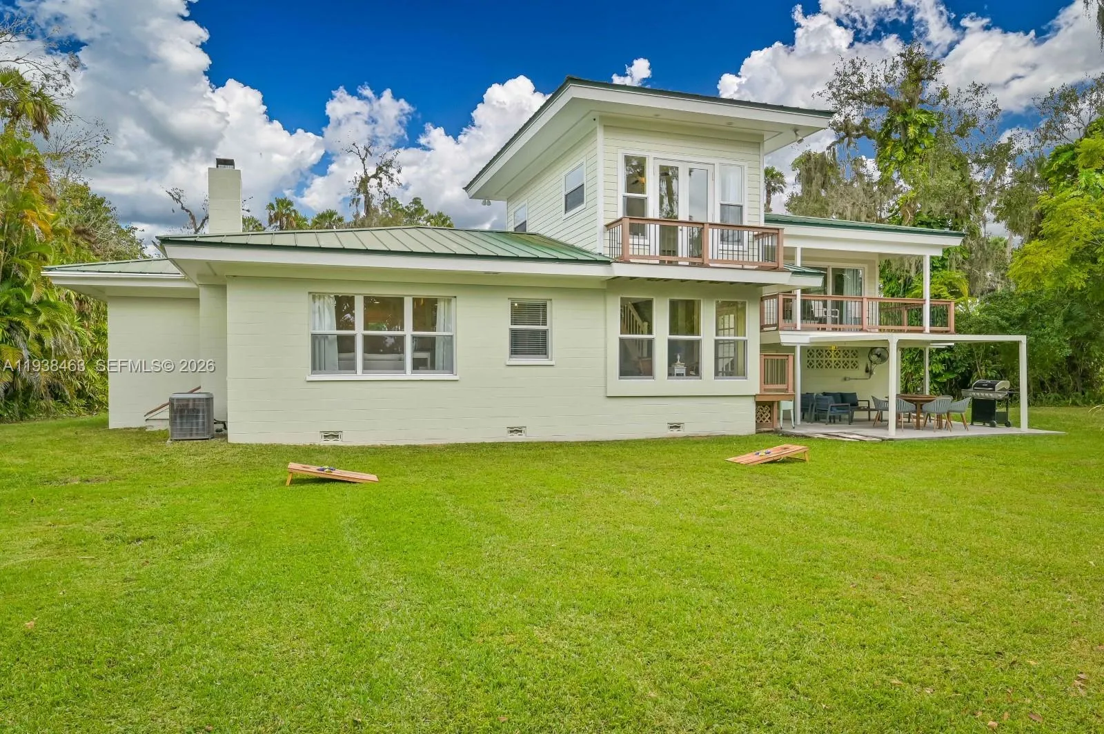 671 Live Oak Ln, La Belle FL 33935