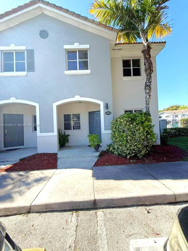 2914 SE 15th Ter, Homestead FL 33035