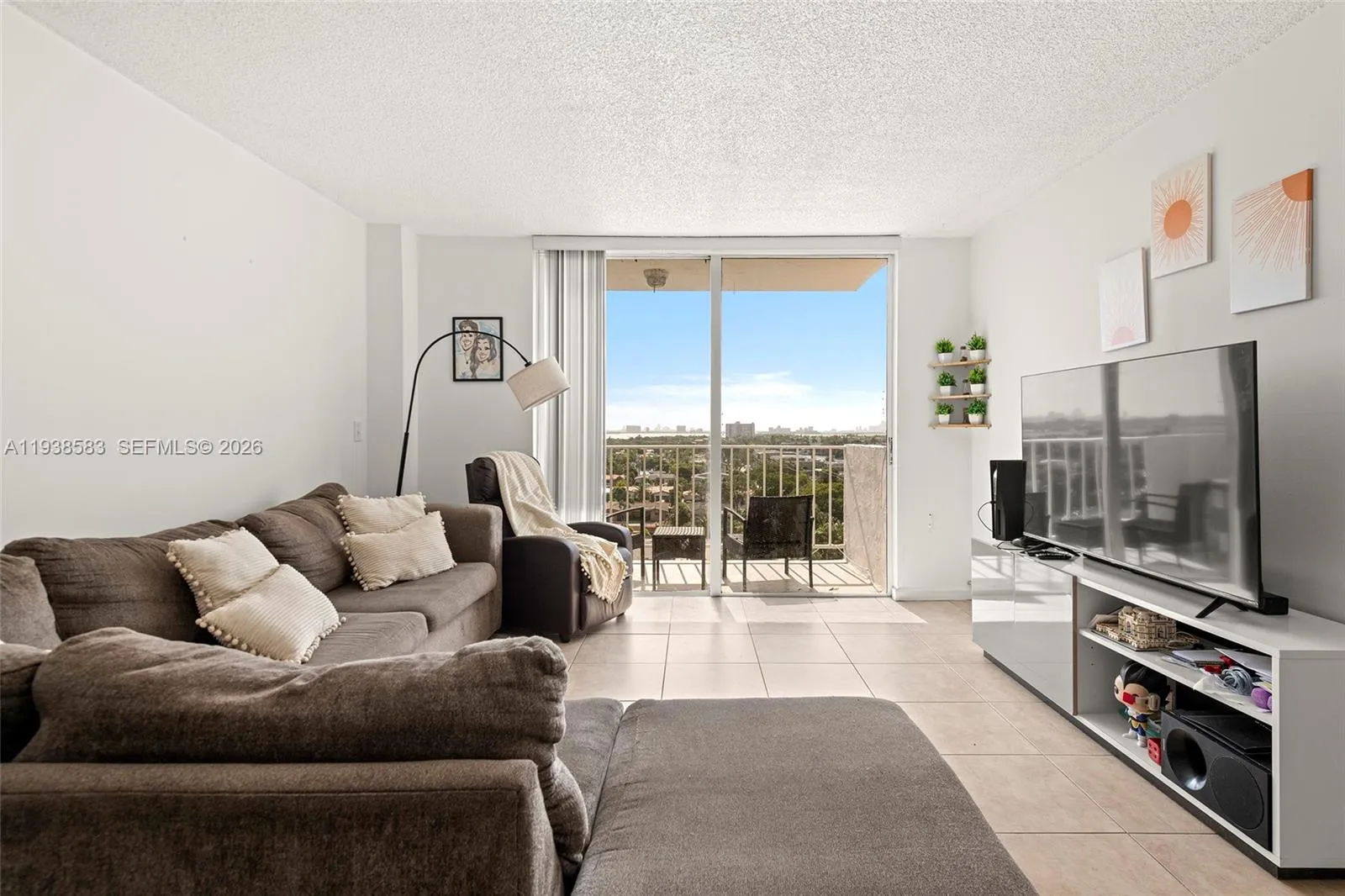 2350 NE 135th St # 1006, North Miami FL 33181