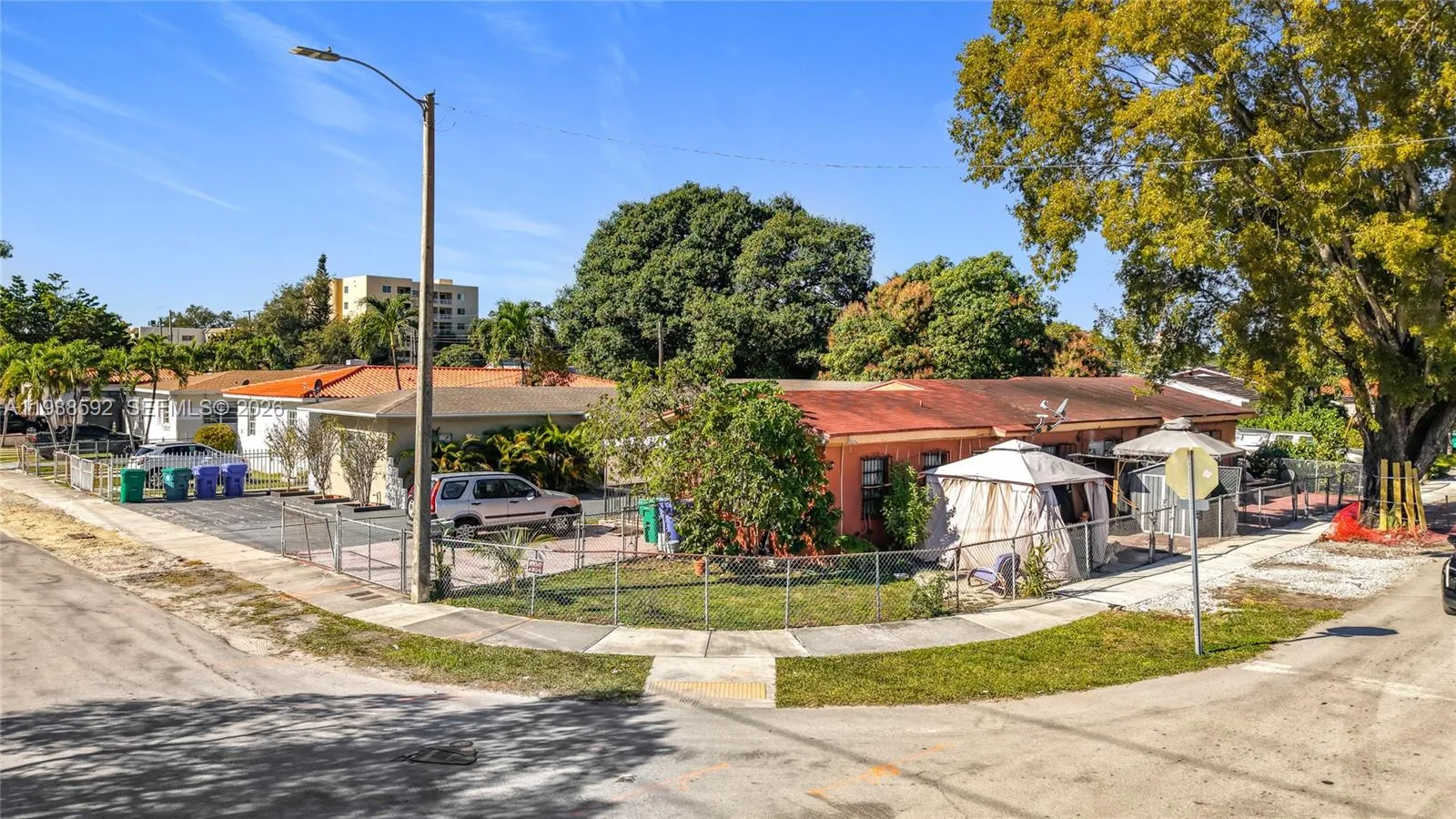 3601 SW 7th St, Miami FL 33135