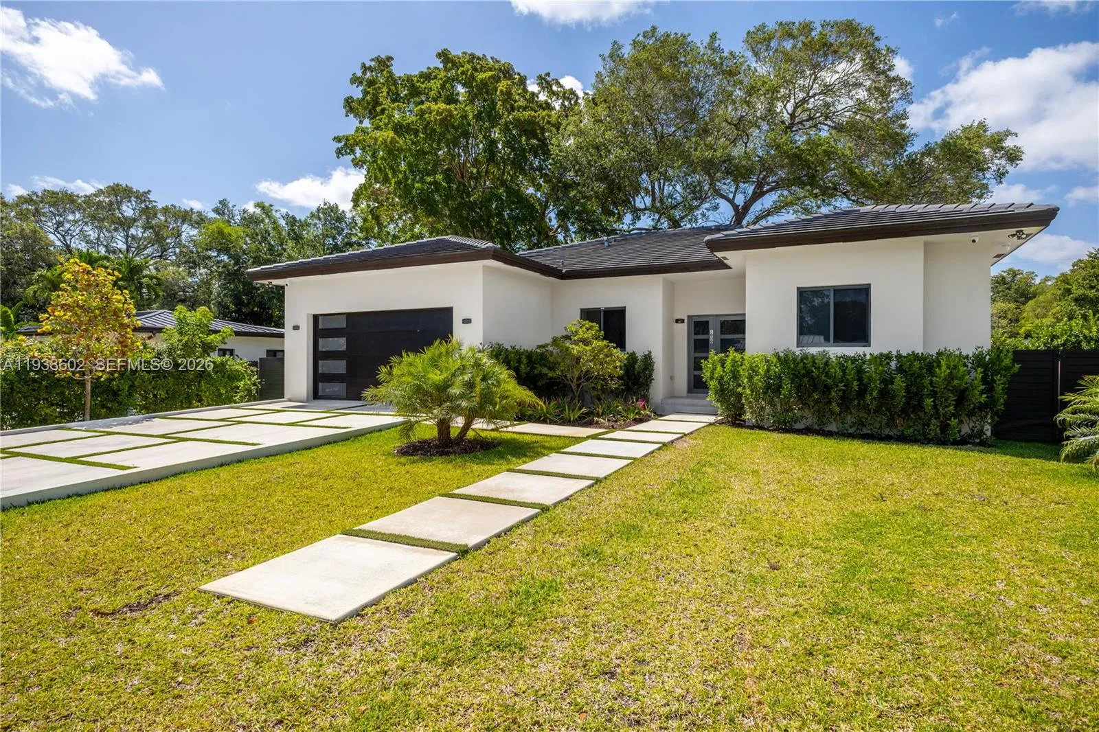4 bedroom 3 bath for sale at 1030 NE 121st St, Biscayne Park FL 33161
