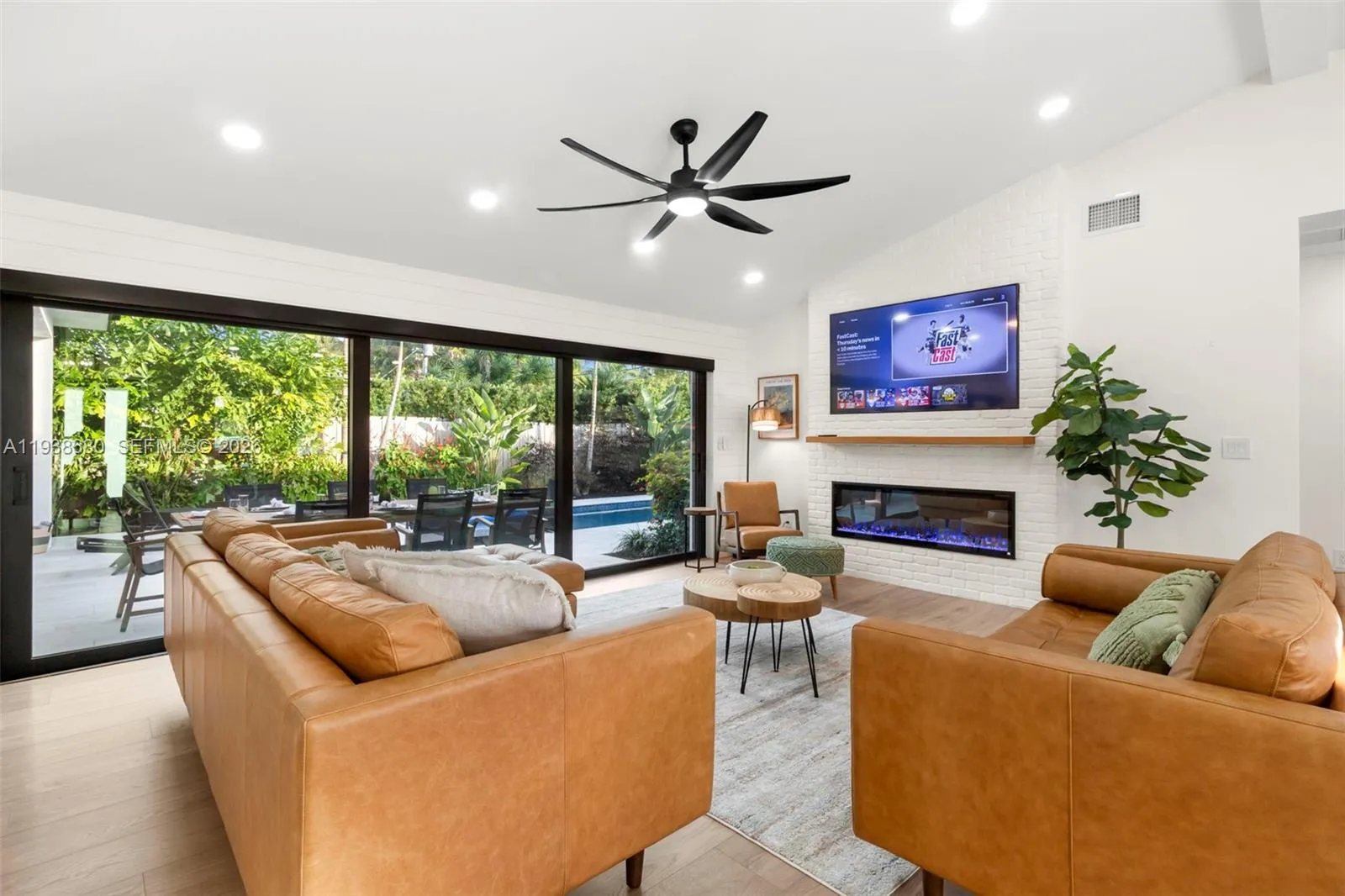 3540 NE 28th Ave, Lighthouse Point FL 33064