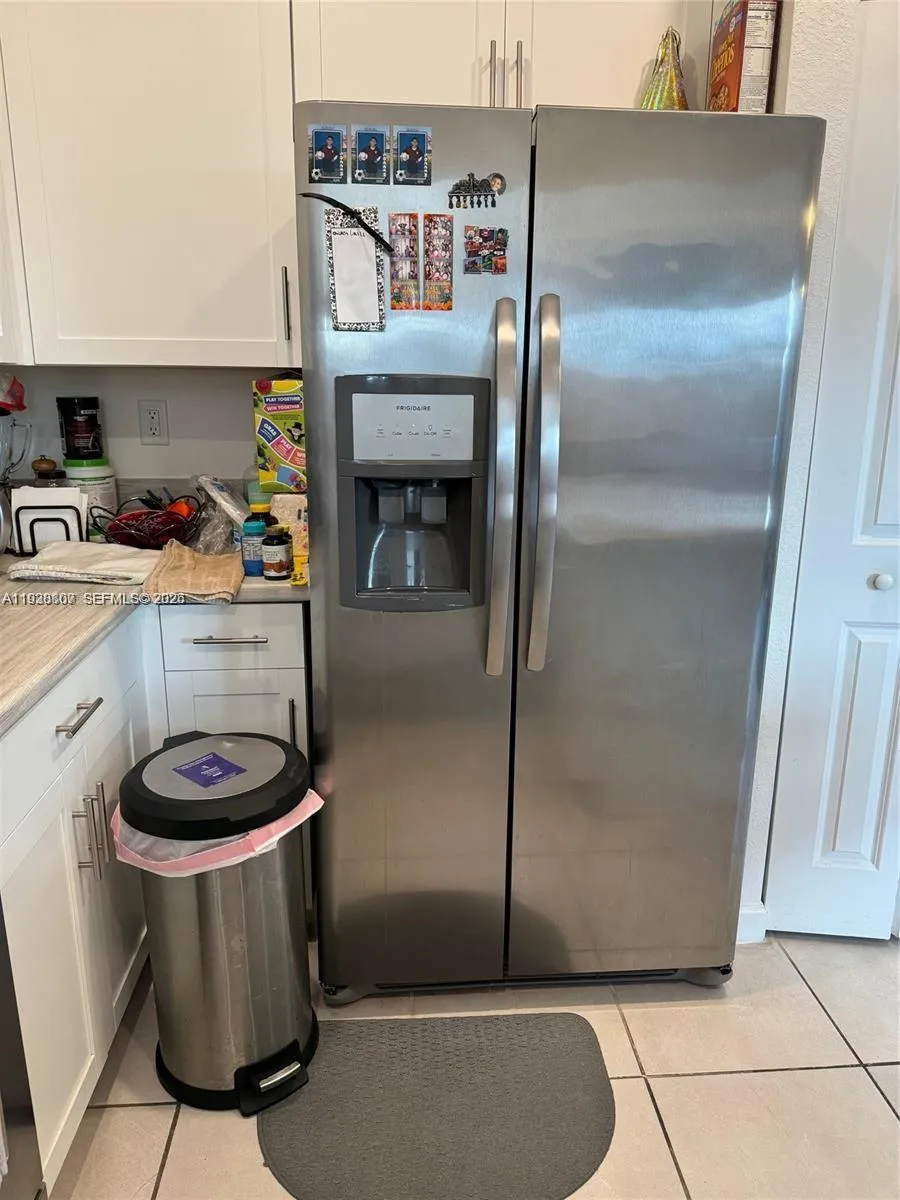 21441 NE 3rd Pl, Miami FL 33179