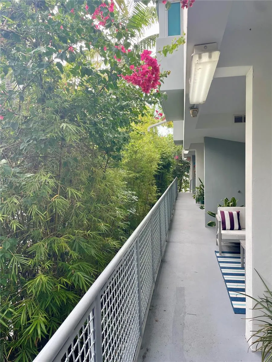 734 Michigan Ave # 6, Miami Beach FL 33139