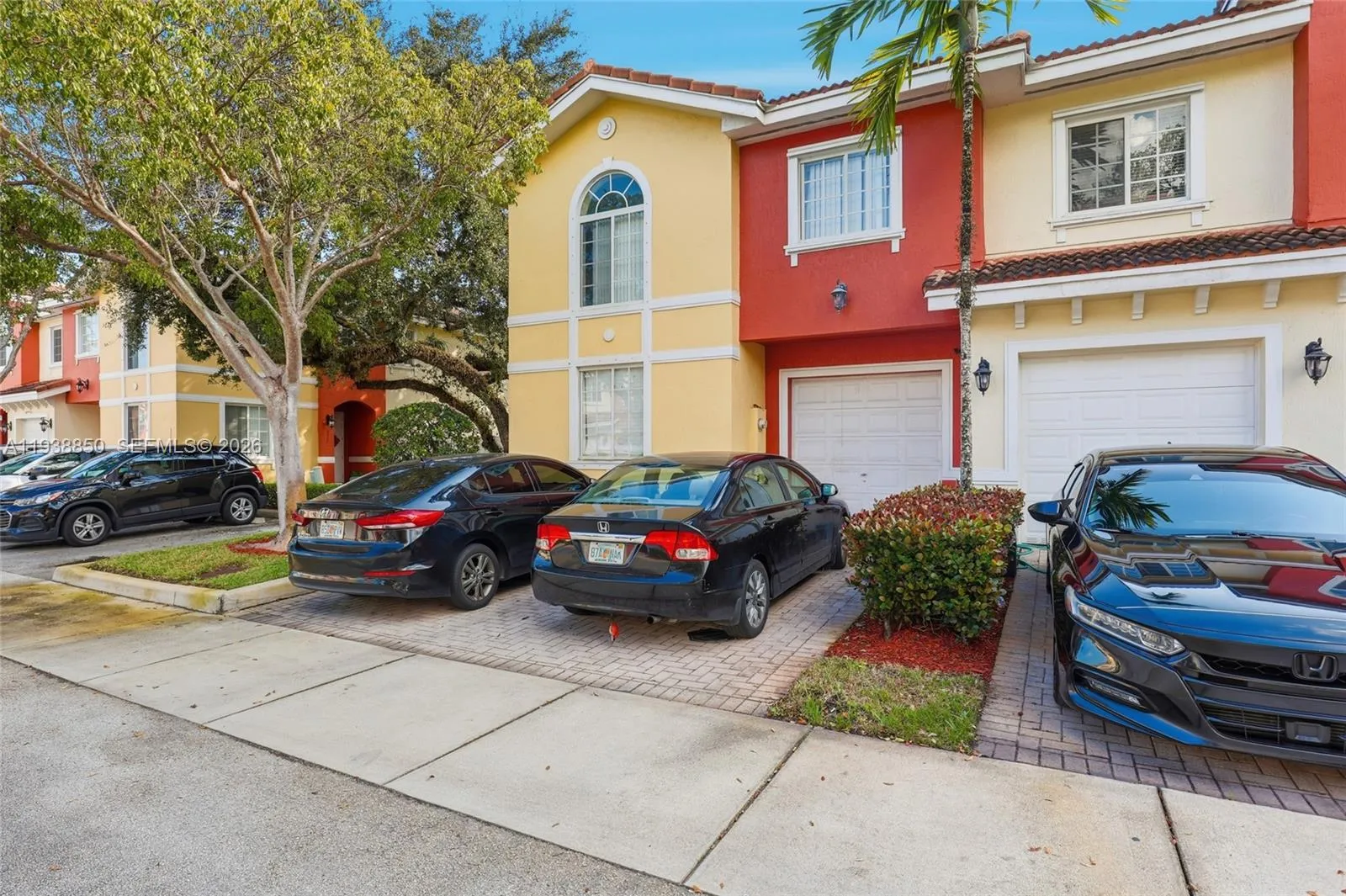 5355 SW 40th Ave, Dania Beach FL 33314