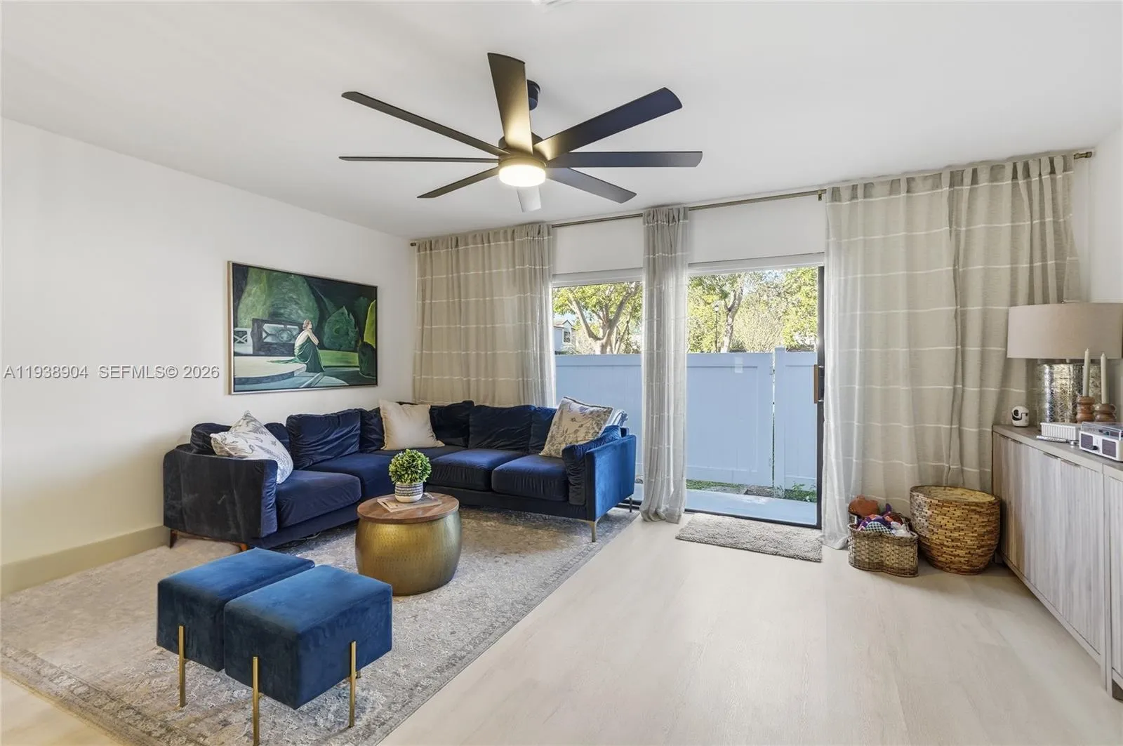 2 bedroom 2 bath for sale at 11611 NW 11th St # 11611, Pembroke Pines FL 33026