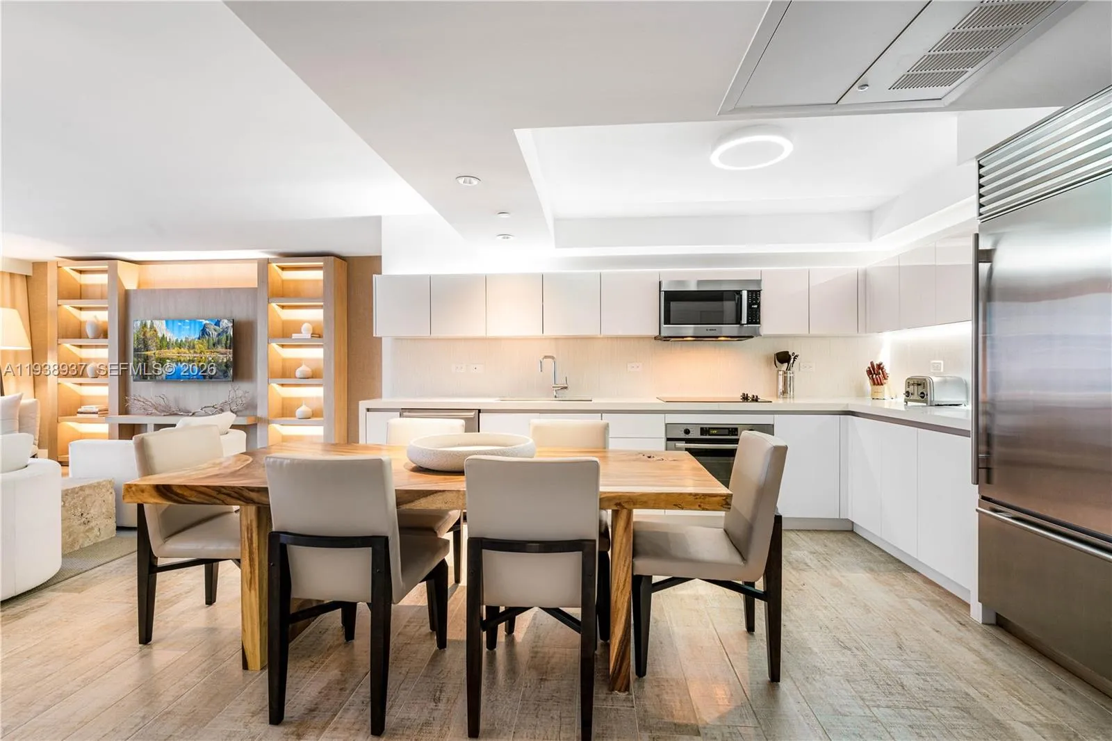 102 24th St # 1115, Miami Beach FL 33139