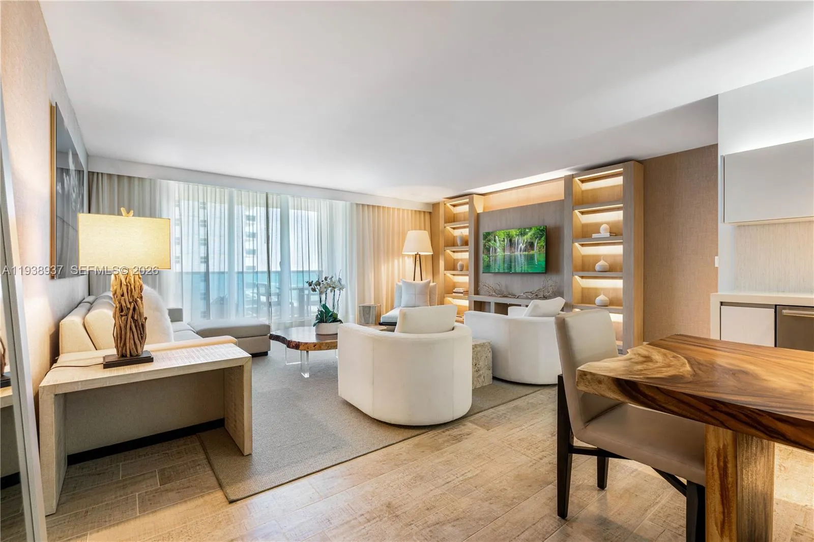 102 24th St # 1115, Miami Beach FL 33139