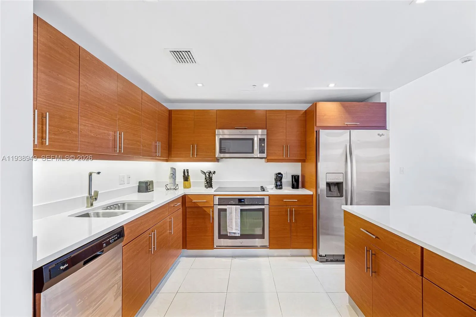 2 bedroom 2 bath for sale at 3250 NE 1st Ave # 603, Miami FL 33137