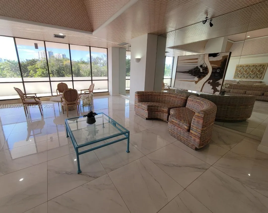 500 Three Islands Blvd # 709, Hallandale Beach FL 33009