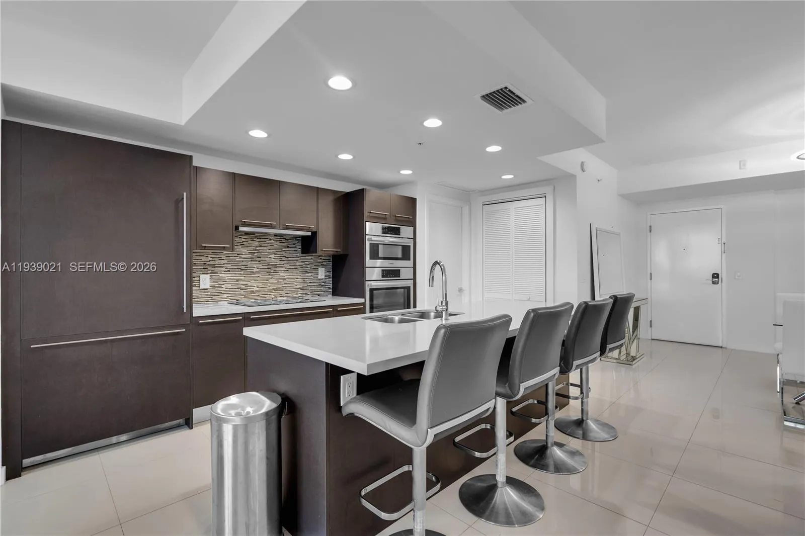 7751 NW 107th Ave # 716, Doral FL 33178