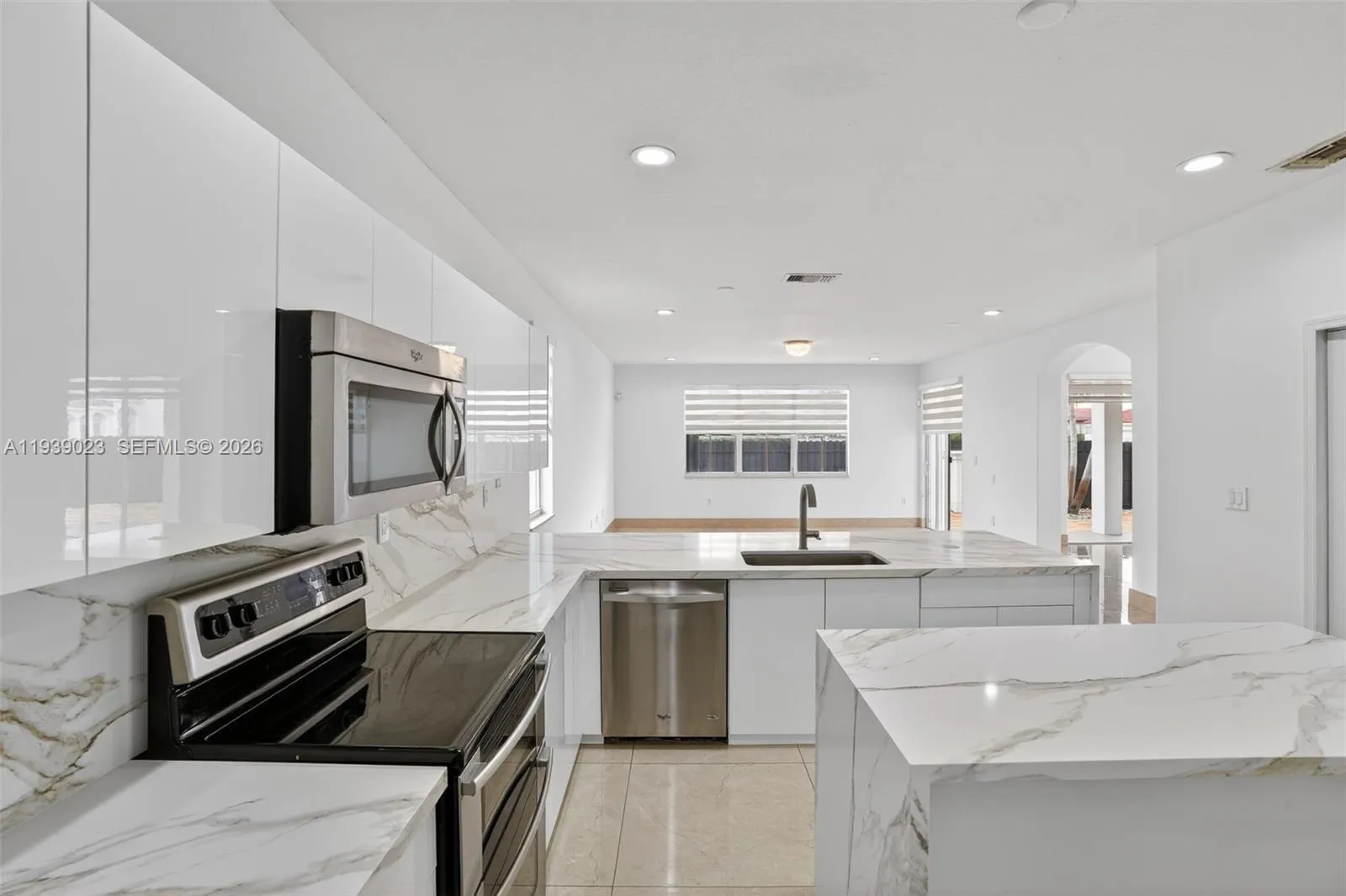 15051 SW 18th Ter, Miami FL 33185