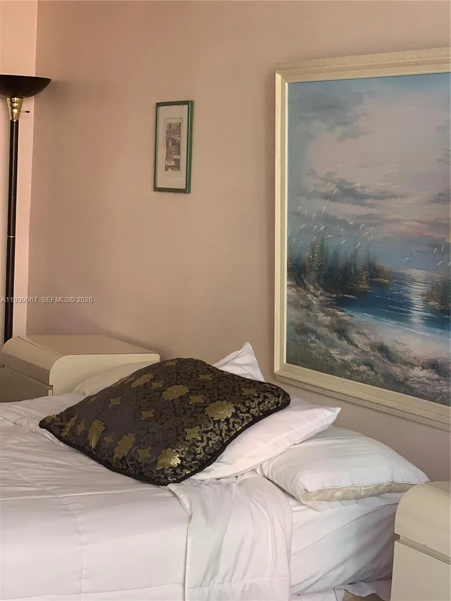 19201 Collins Ave # 323, Sunny Isles Beach FL 33160