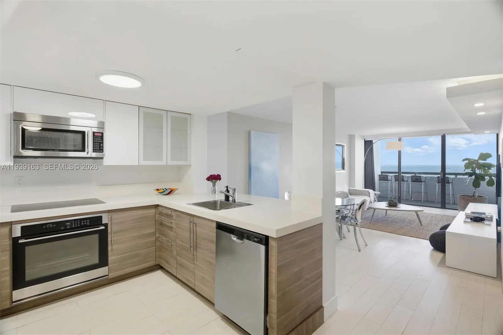 2555 Collins Ave # 2105, Miami Beach FL 33140