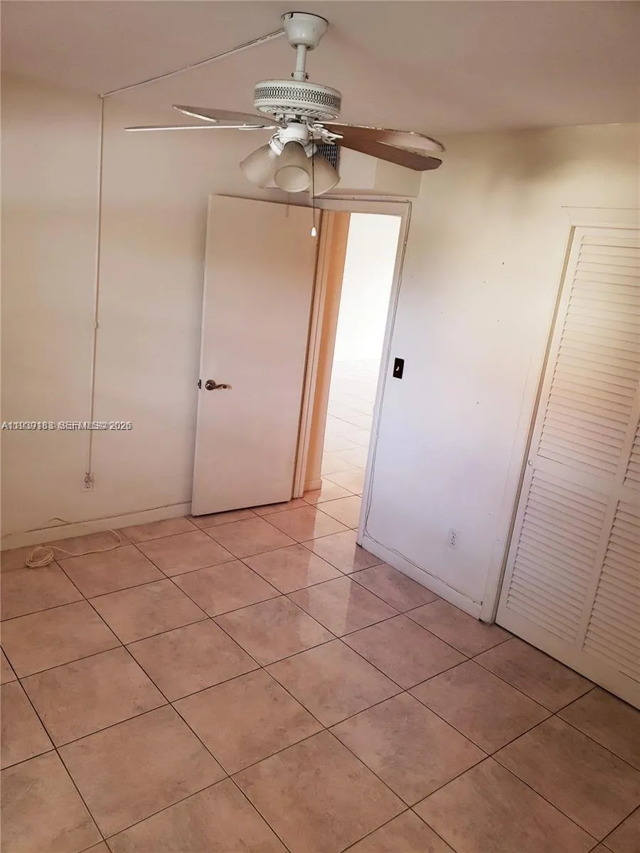 1450 NE 191st St # 201, Miami FL 33179