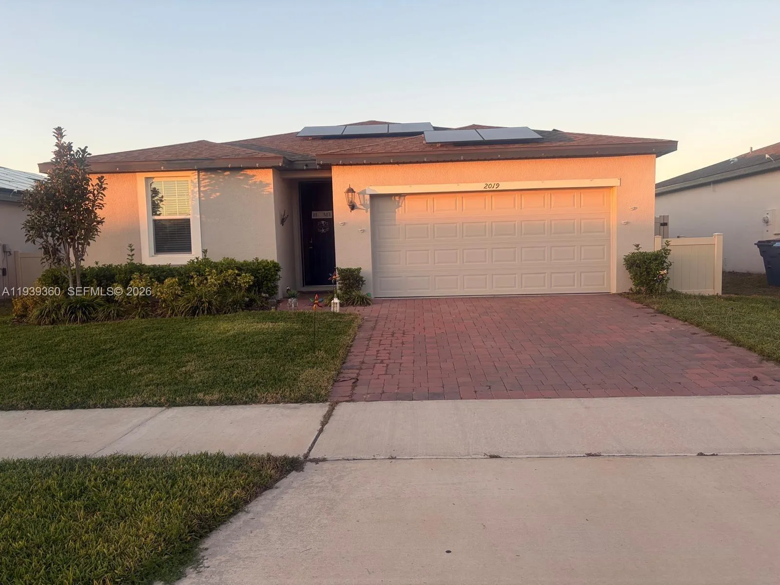 2019 Kingsmen Ct, Other City - In The State Of Florida FL 33844