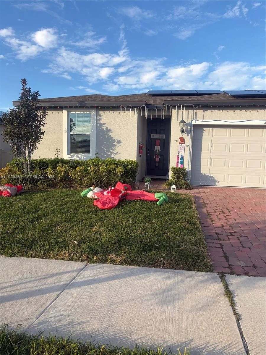 2019 Kingsmen Ct, Other City - In The State Of Florida FL 33844