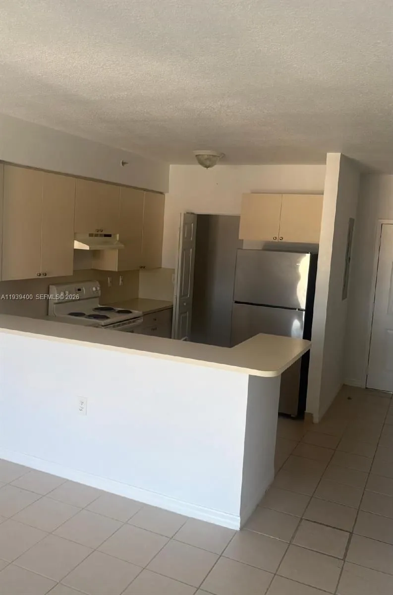 11060 SW 196th St # 601, Cutler Bay FL 33157