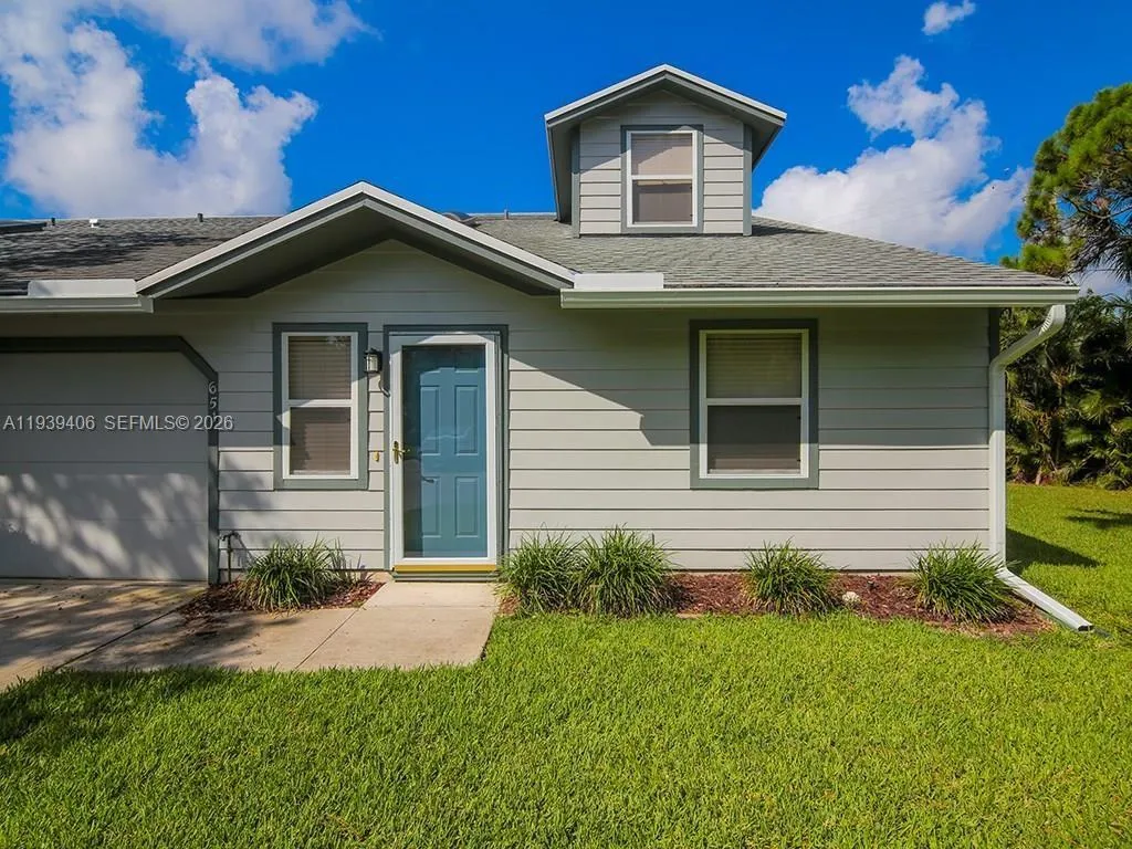 3 bedroom 3 bath for sale at 651 NE Wax Myrtle Way, Jensen Beach FL 34957