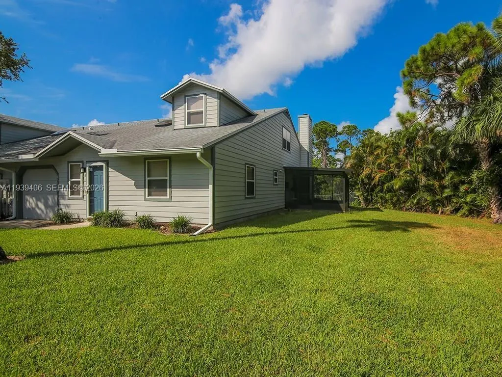 651 NE Wax Myrtle Way, Jensen Beach FL 34957