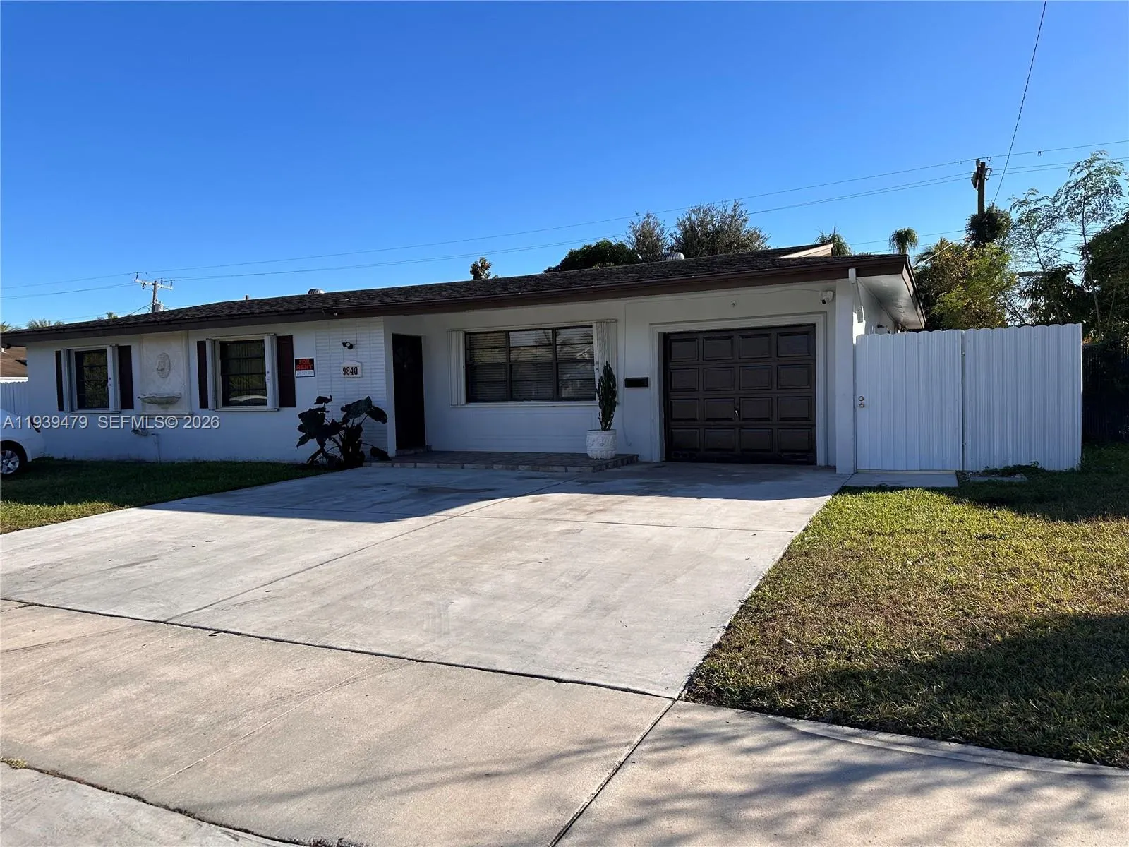 9840 SW 163rd St, Miami FL 33157