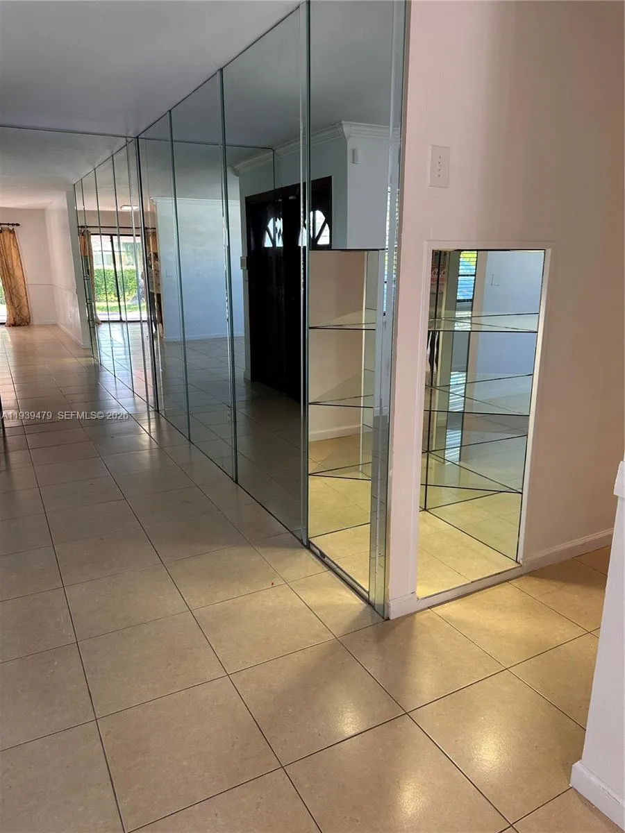 9840 SW 163rd St, Miami FL 33157